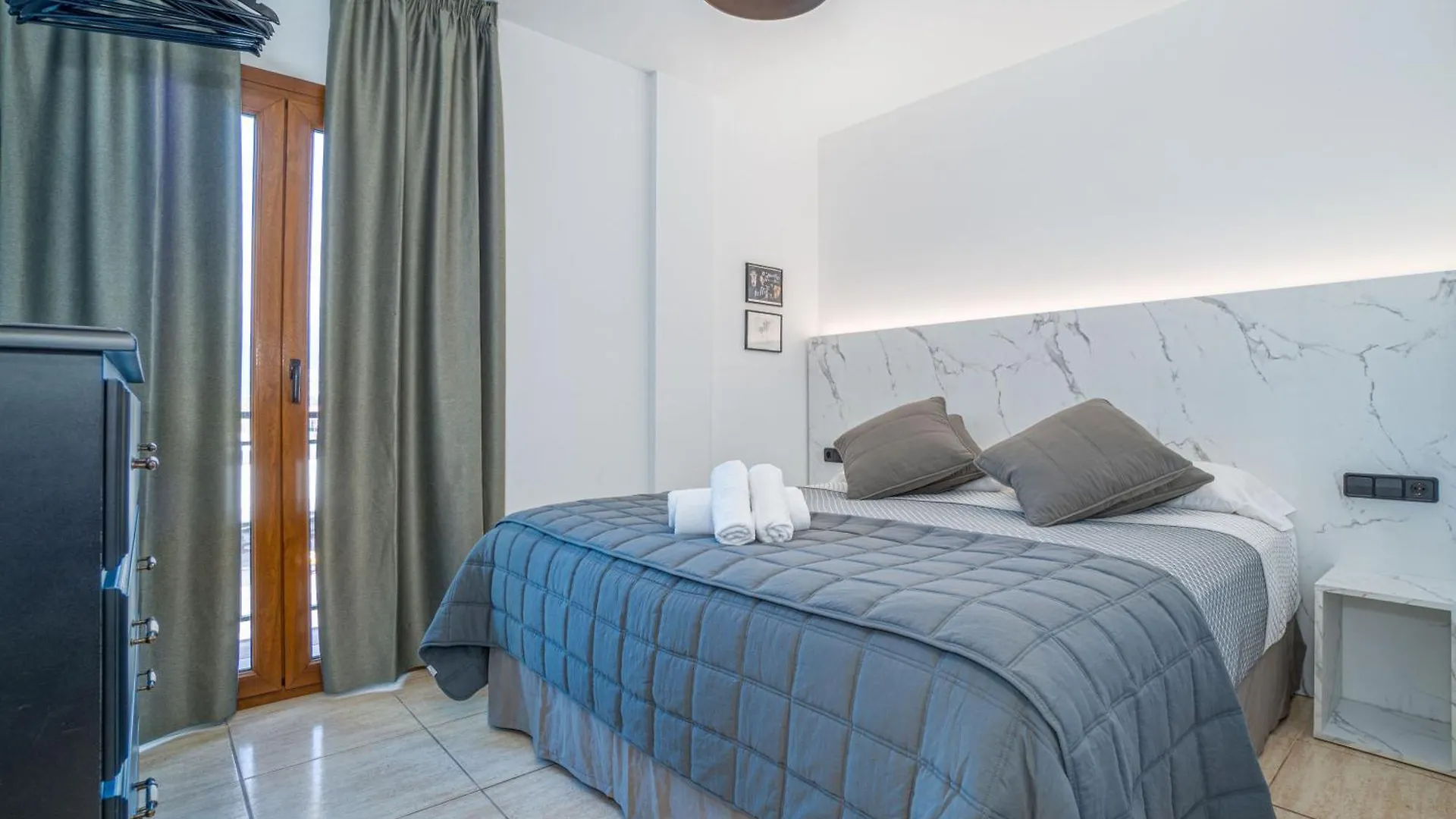 Hotel Montmar Roses 3*,  Spain