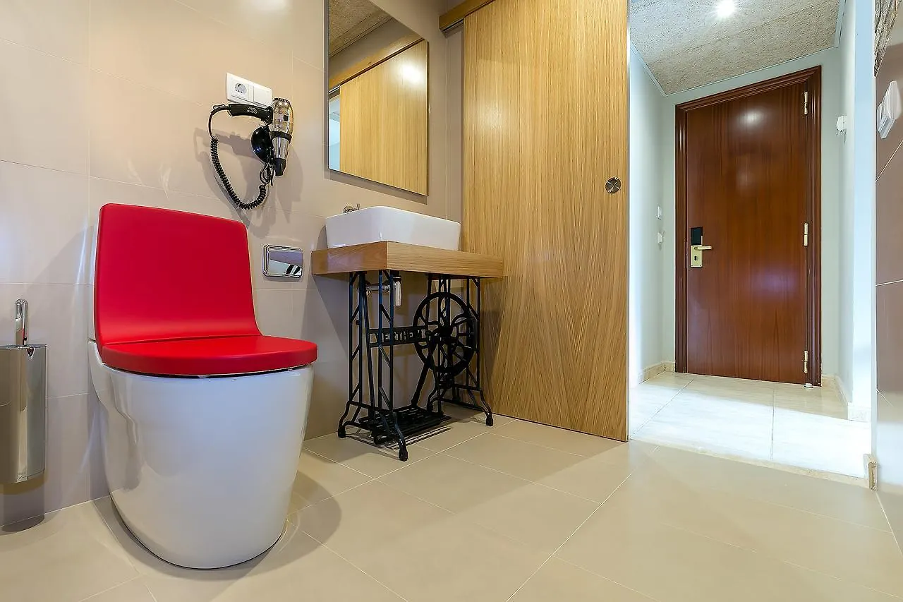 Hotel Montmar Roses 3*,  Spain